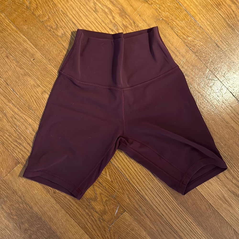Authentic Lululemon biking shorts EUC